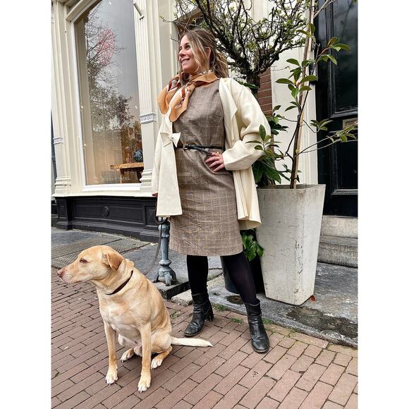 Stunning Pierre Cardin Wool coat in cream with bow detail - Picture 3 of 6